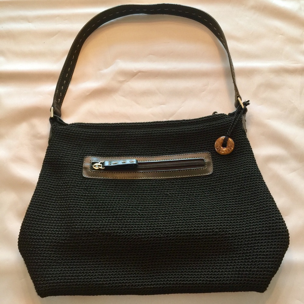 The SAK Handbag in Black